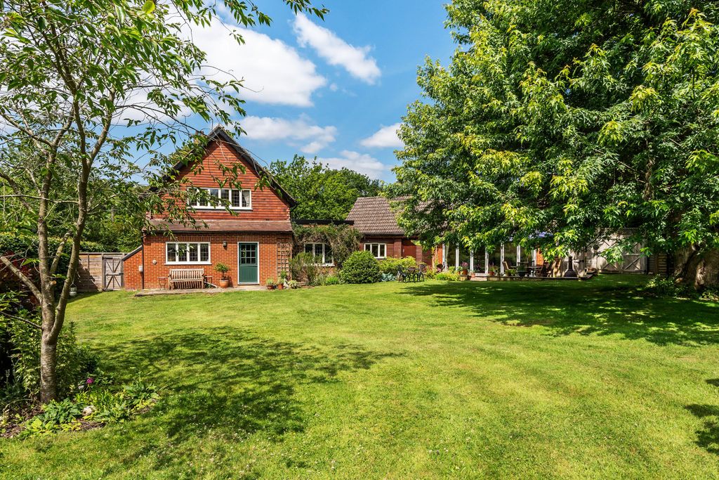 Additional image 14 of 4 bed country house for saleItchingwood Common Road, Limpsfield, Oxted, Surrey RH8