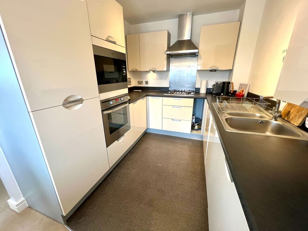 Additional image 6 of 2 bed flat for salePagoda Drive, Duporth, St Austell, Cornwall PL26