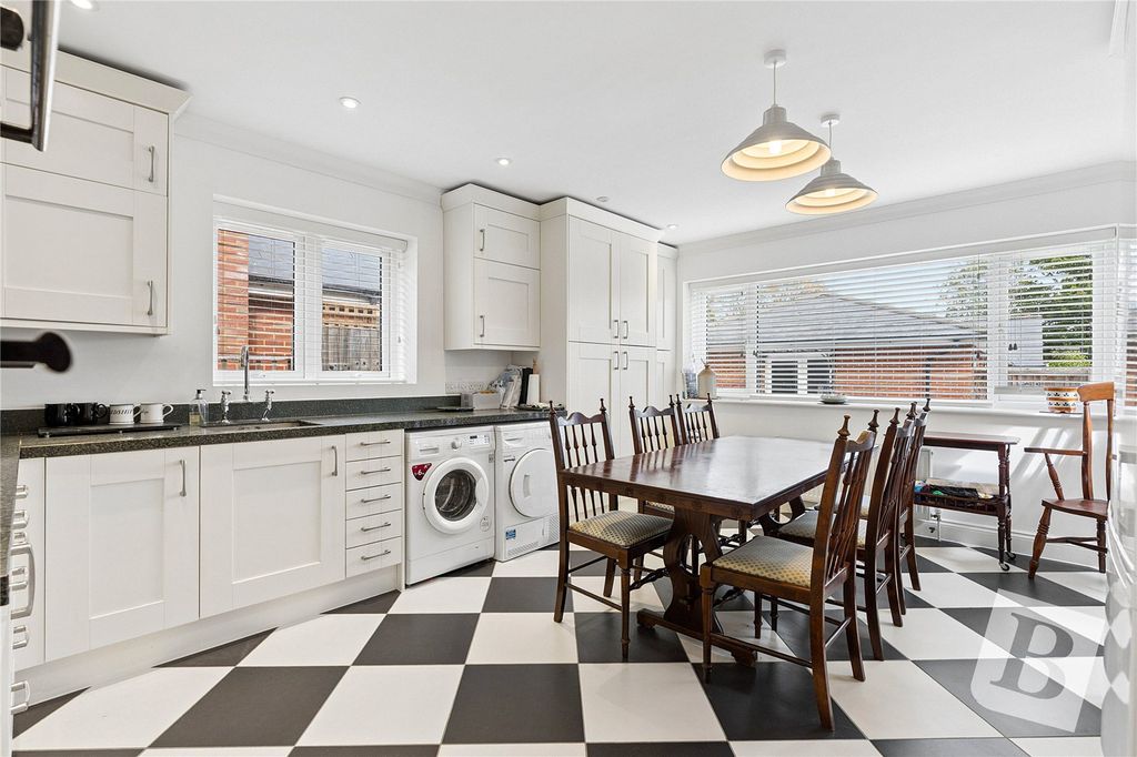 Property photo 2 of 26 Kitchen/Diner