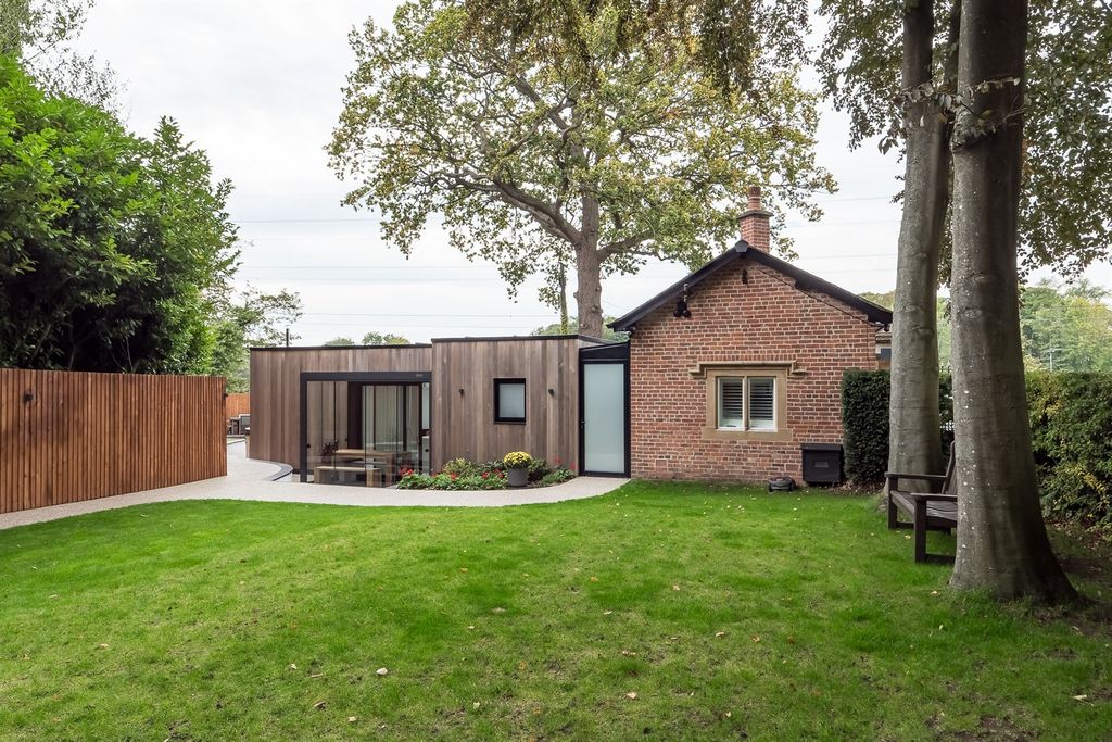 Property photo 1 of 26 (Main)