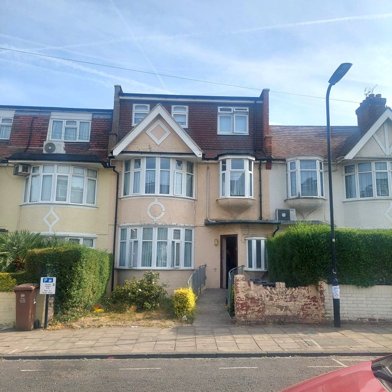 Property photo 1 of 1