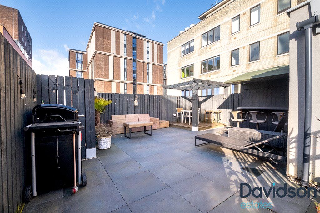 Property photo 2 of 17 Picture No. 39
