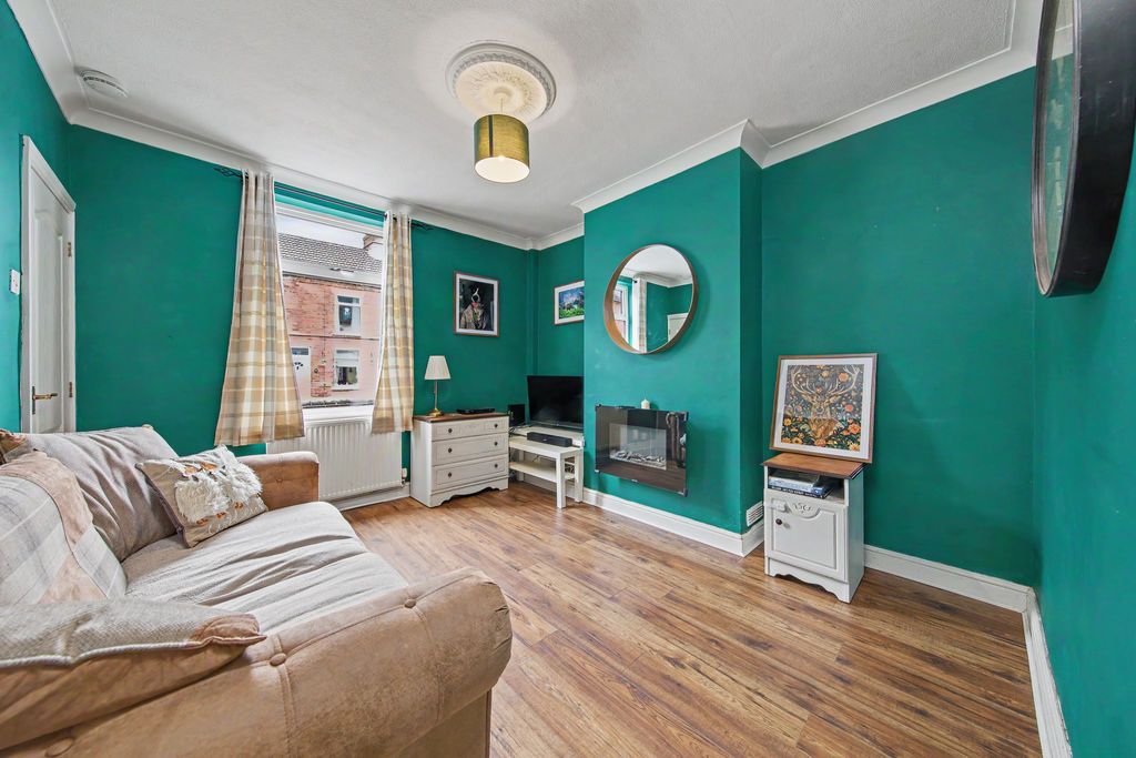 Property photo 2 of 22 Living Room