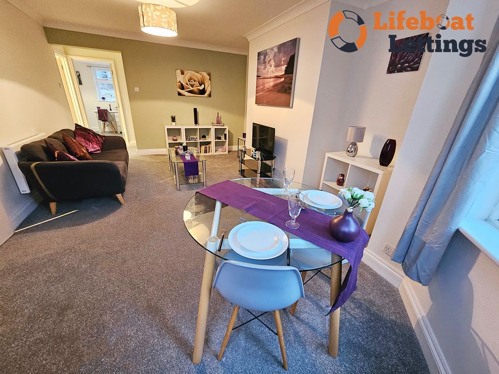 Property photo 2 of 9 Lounge Diner B