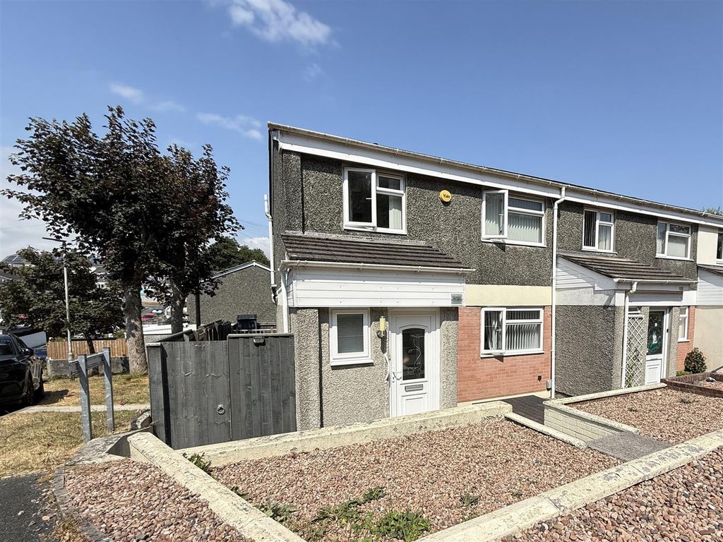 Property photo 1 of 14 St Peters Road 102 - Front.Jpg
