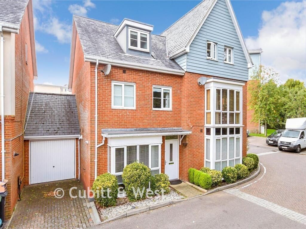 Property photo 2 of 15 Main