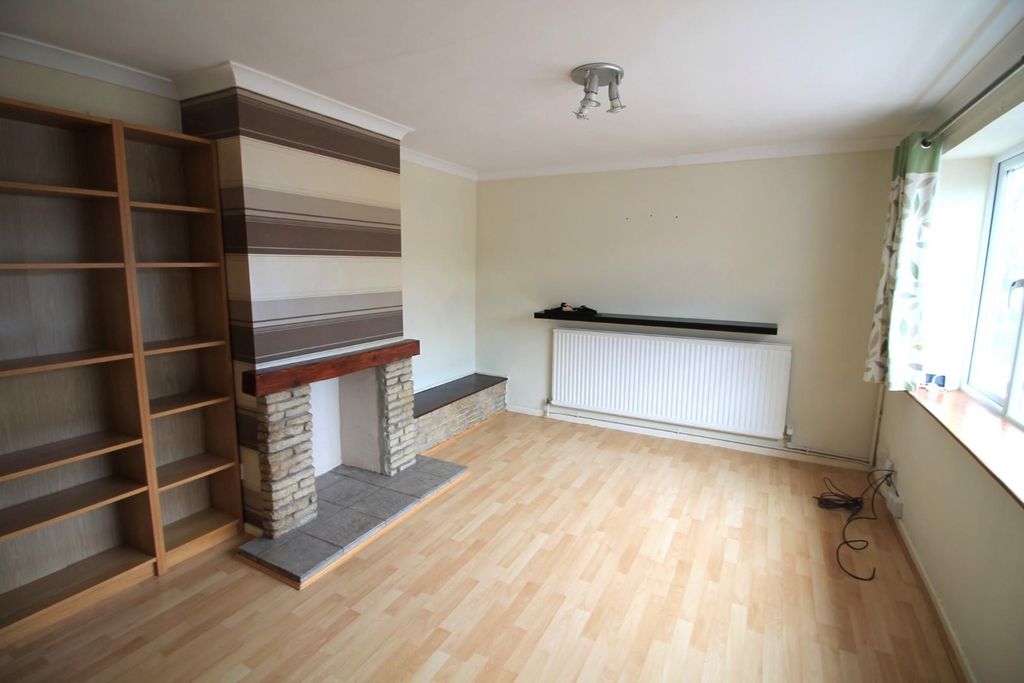 Property photo 2 of 10 Living Room 2.Jpg