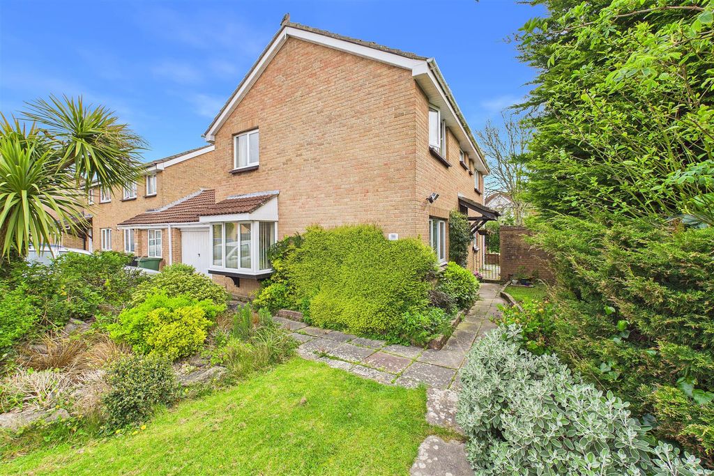 Property photo 1 of 14