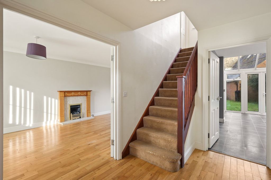 Property photo 3 of 22