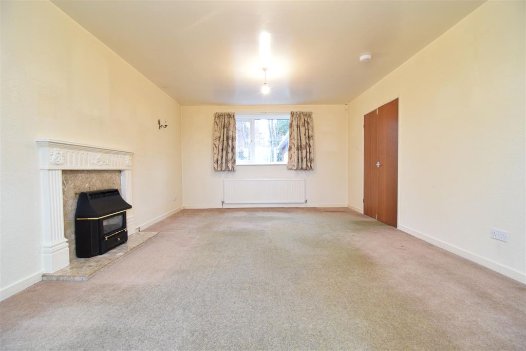 Property photo 3 of 22