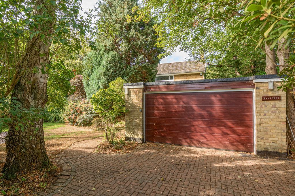 Property photo 2 of 22