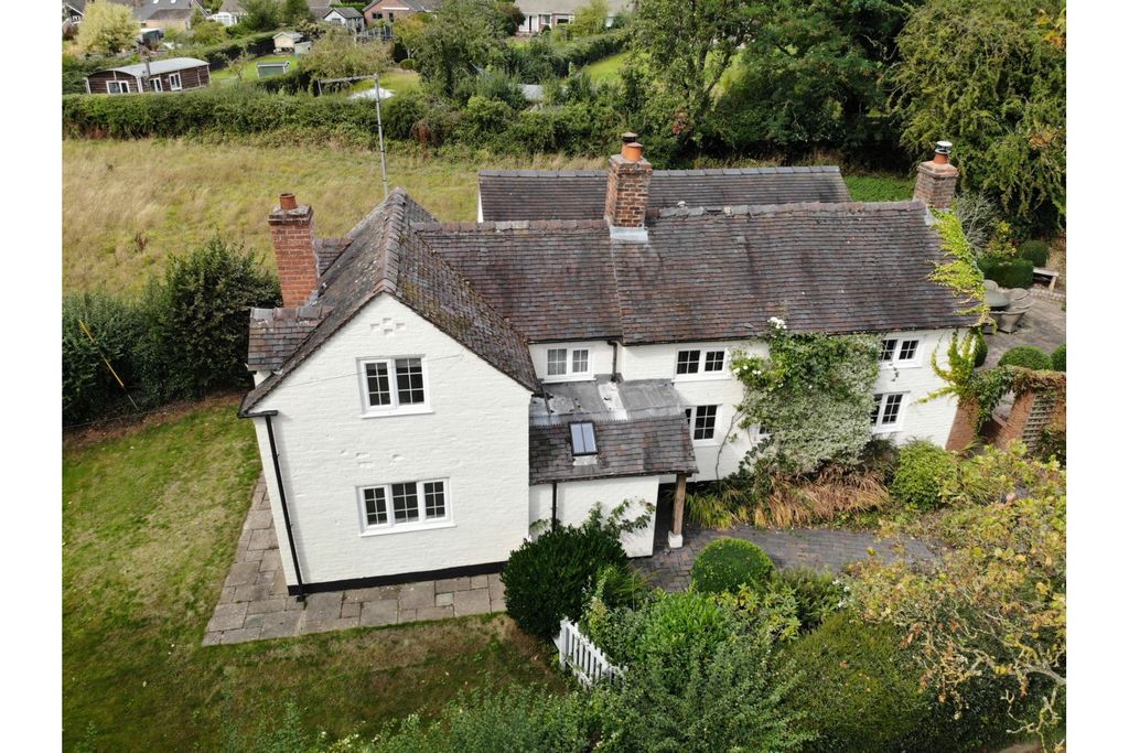 Property photo 1 of 35