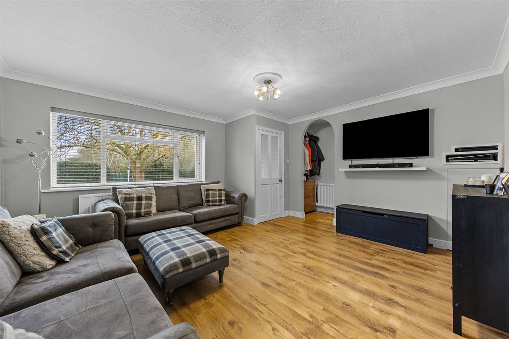 Property photo 3 of 22 7Pipittclweb18.Jpg