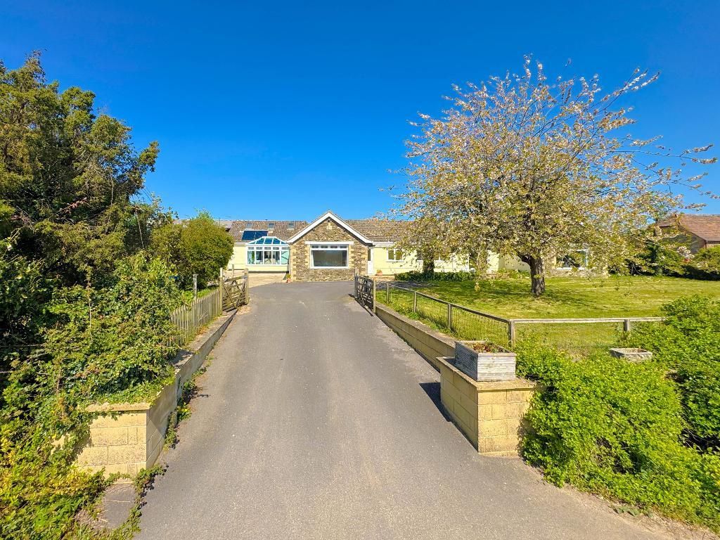 Property photo 1 of 39