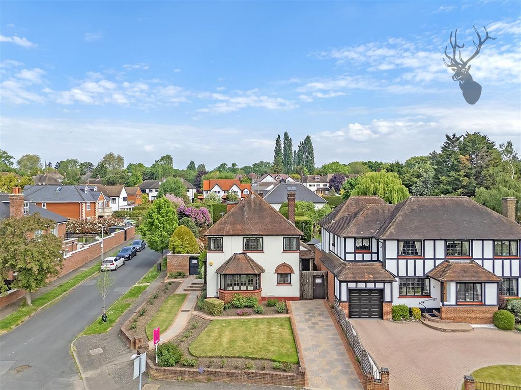 Property photo 1 of 37