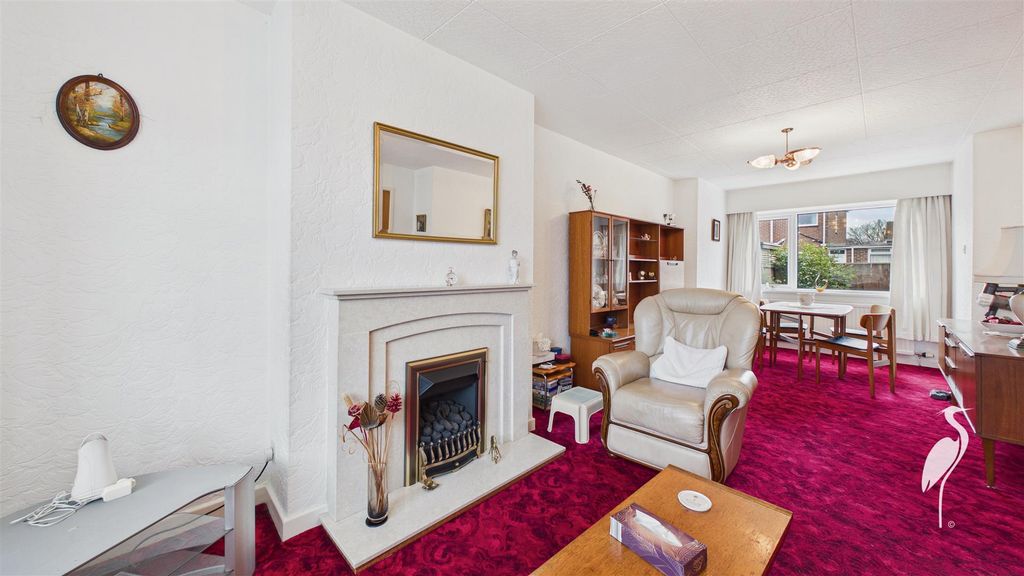 Property photo 3 of 20 Lounge/Diner