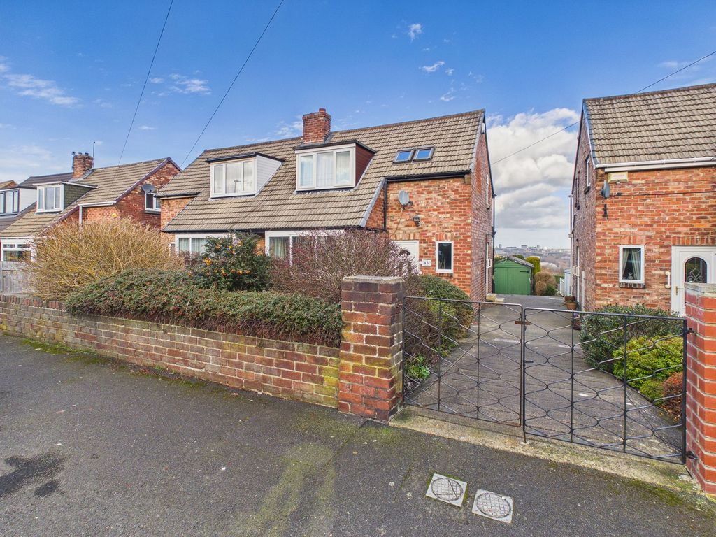 Property photo 1 of 15 External