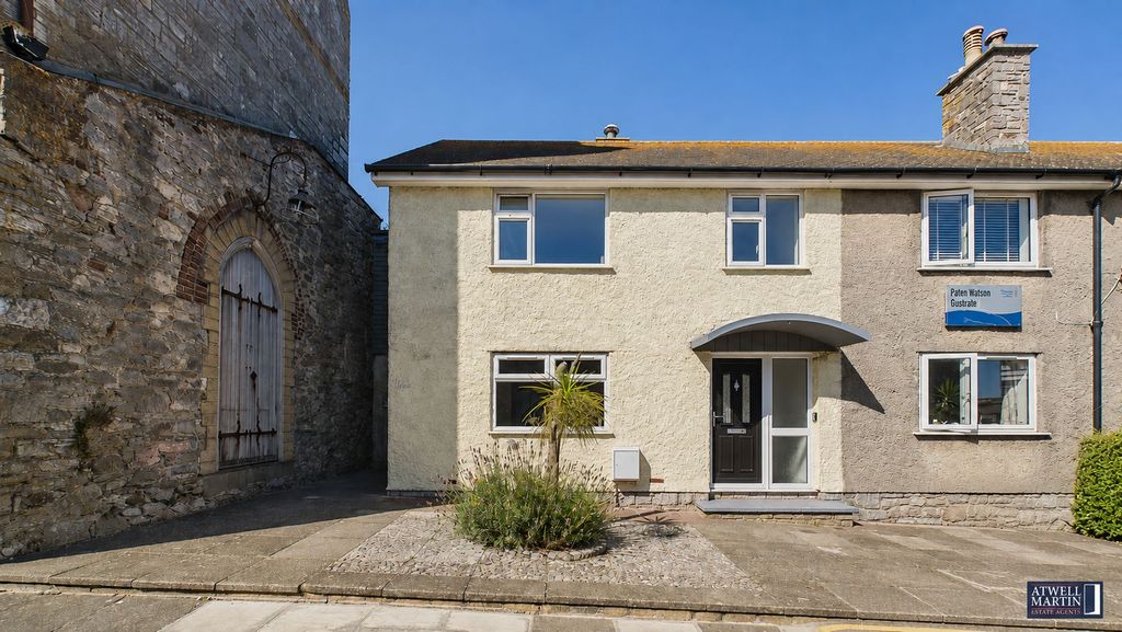 Property photo 1 of 37