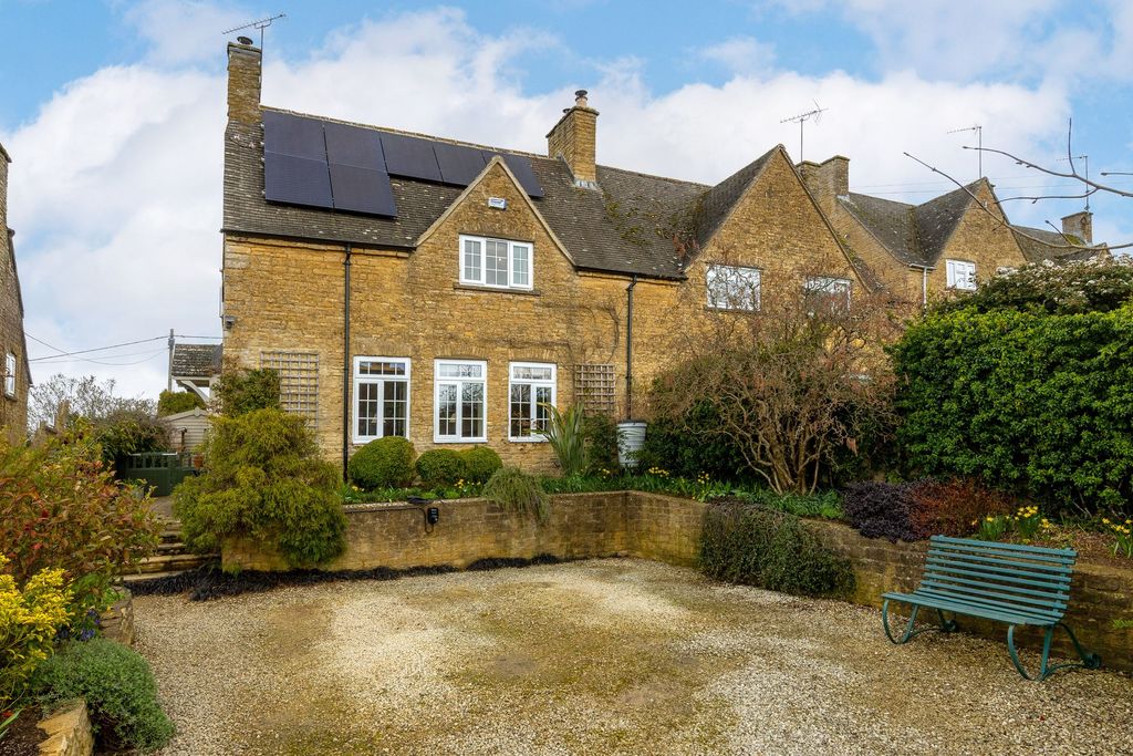 Property photo 1 of 26