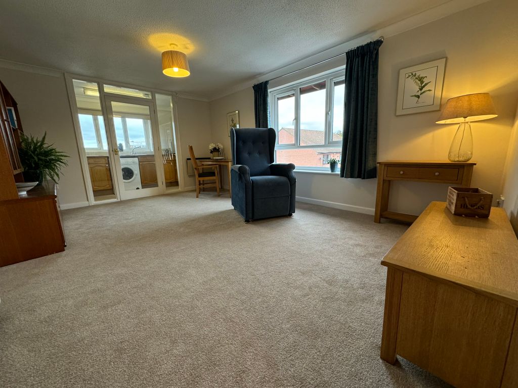 Property photo 2 of 13 Img_8836