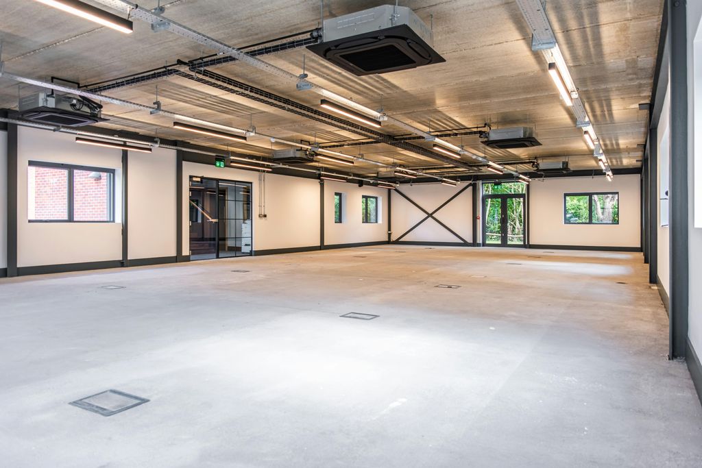 Property photo 2 of 29 Creative Construction 6554.Jpg