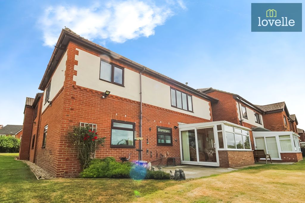 Property photo 3 of 22