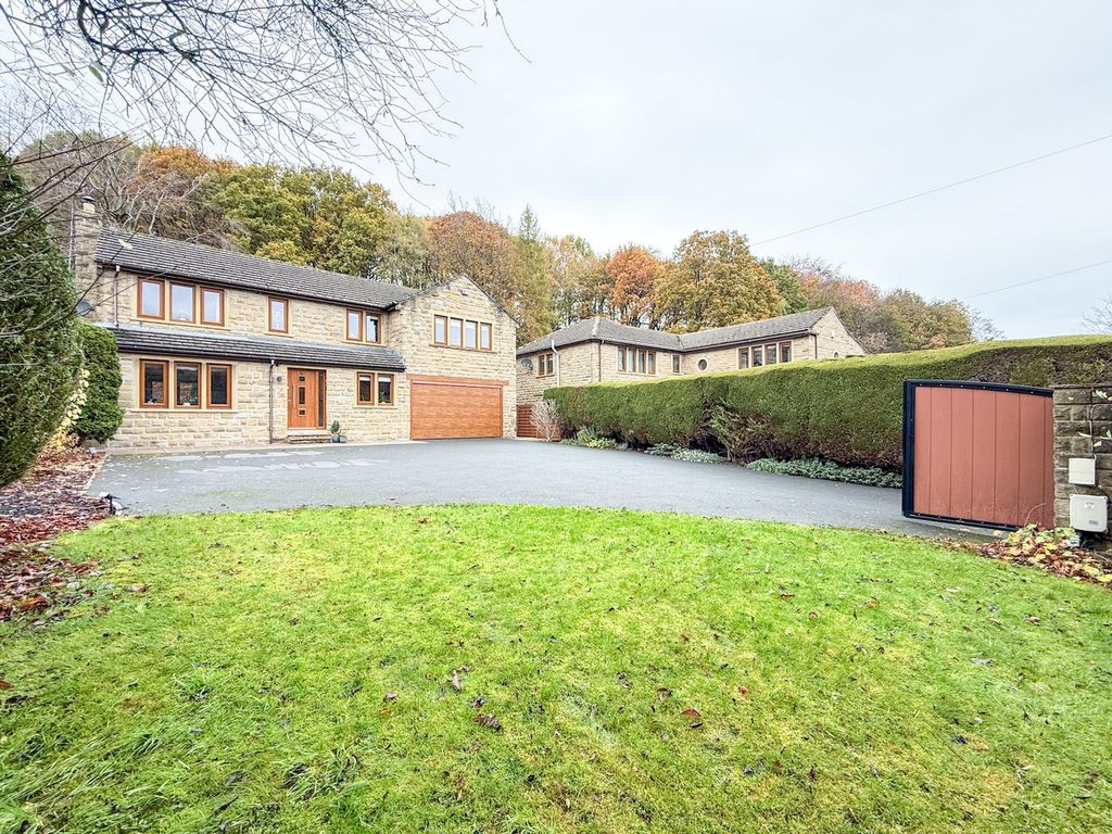 Property photo 2 of 33