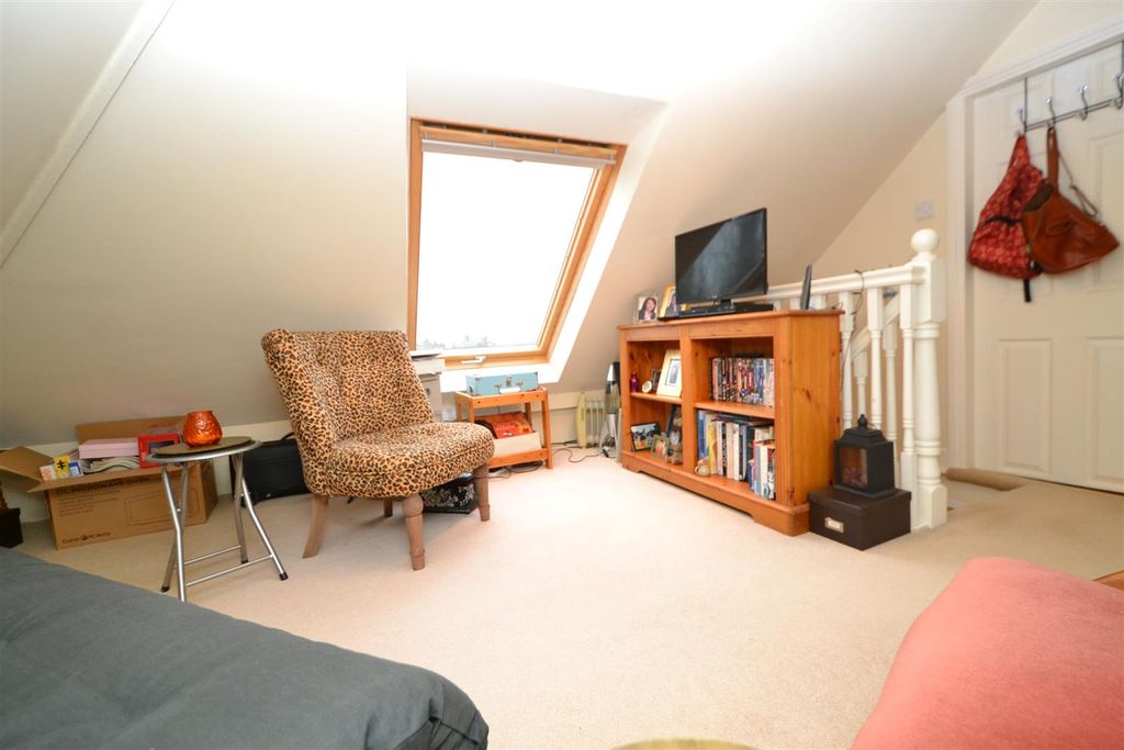 Additional image 11 of 2 bed flat for saleWaterside, Upton Upon Severn, Worcester WR8