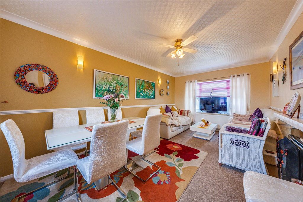 Property photo 3 of 28 Lounge-Diner