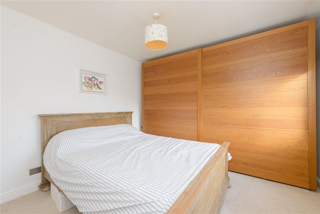 Property photo 3 of 11 Bedroom 2