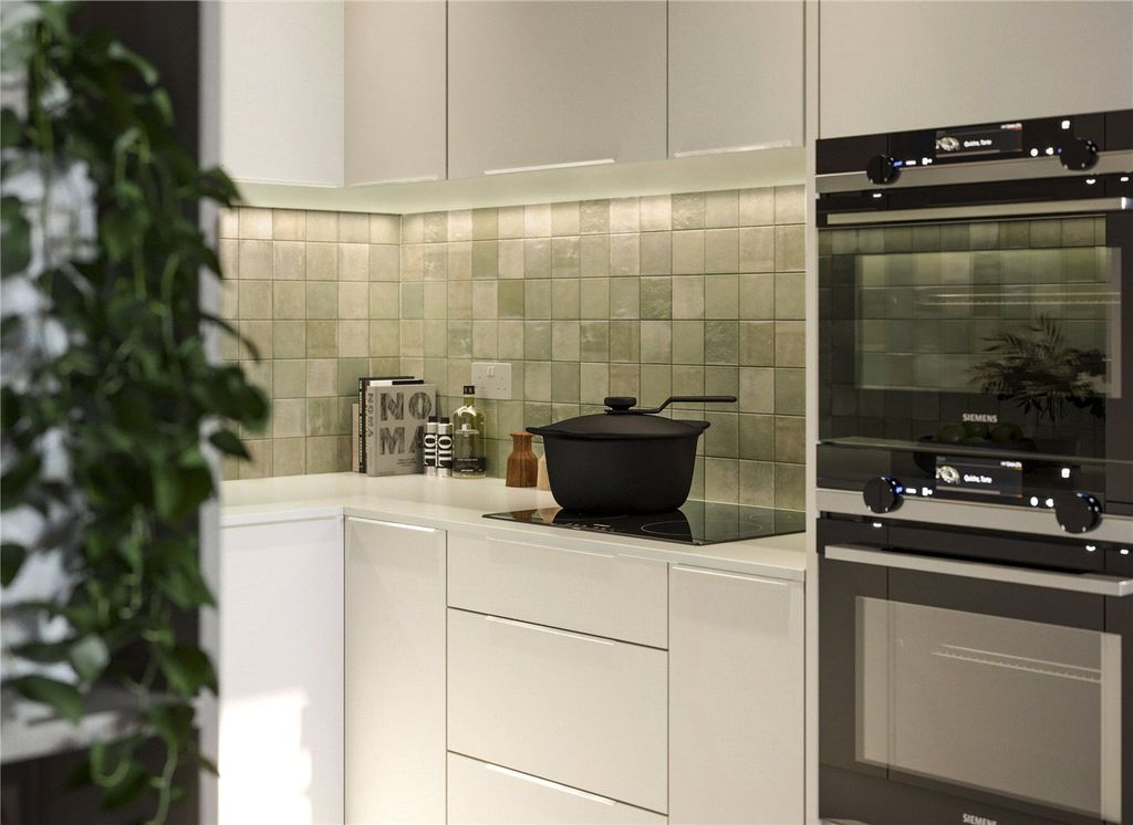 Property photo 3 of 8 Kitchen