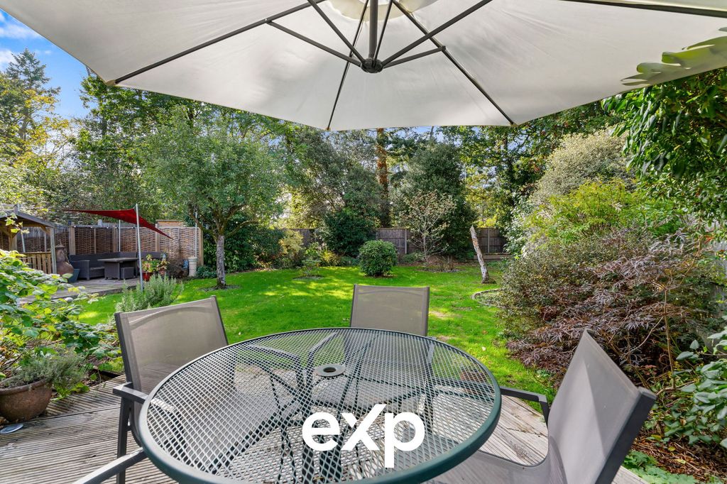 Property photo 2 of 33