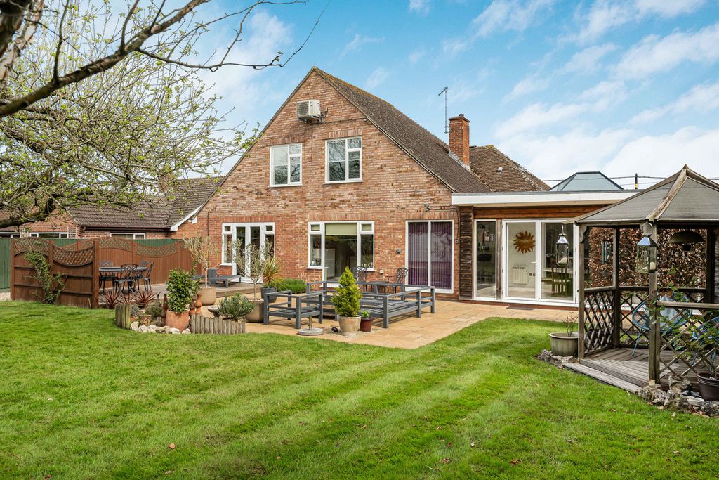 Property photo 1 of 46