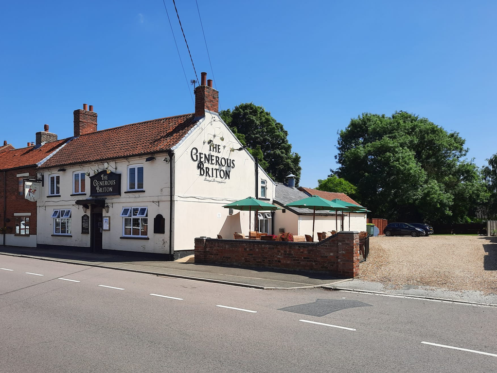 Property photo 1 of 12