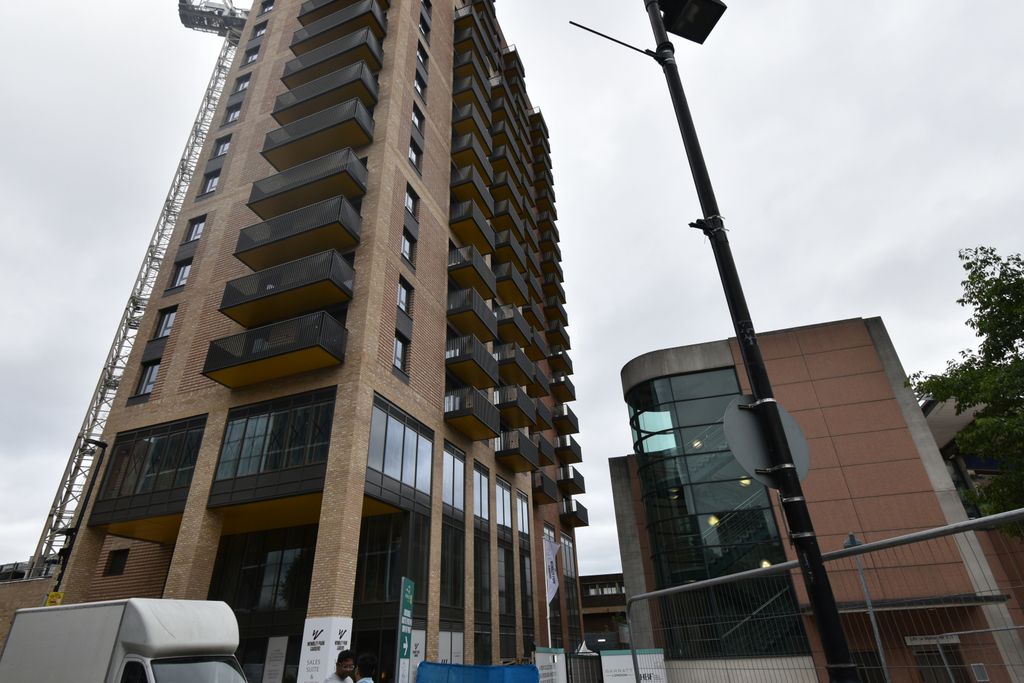 Property photo 1 of 7 Brand New 1-Bedroom Apartment Â€“ Pullman House (To Let)