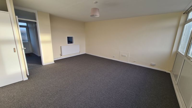 Property photo 2 of 14 Photo 9