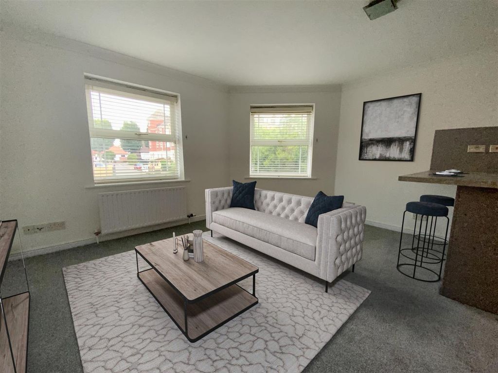 Property photo 2 of 8 i9Jbi5-Yheqy5Pohc_U4Kw.Jpg