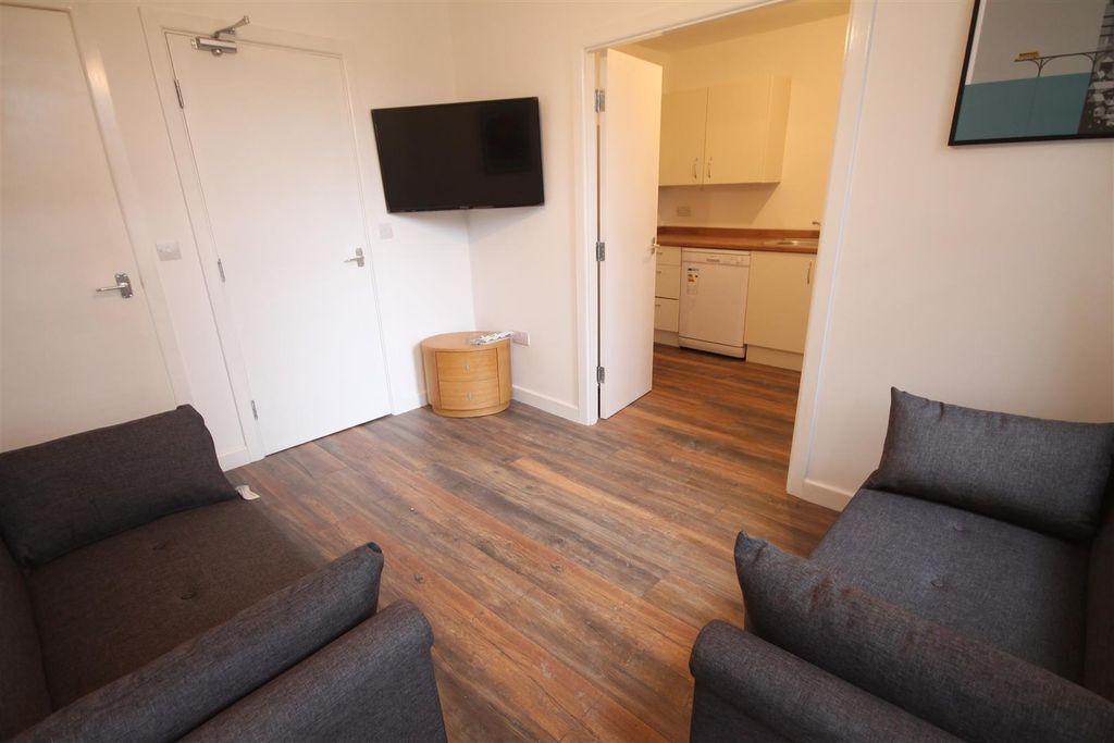 Property photo 3 of 9 Img_8738.Jpg