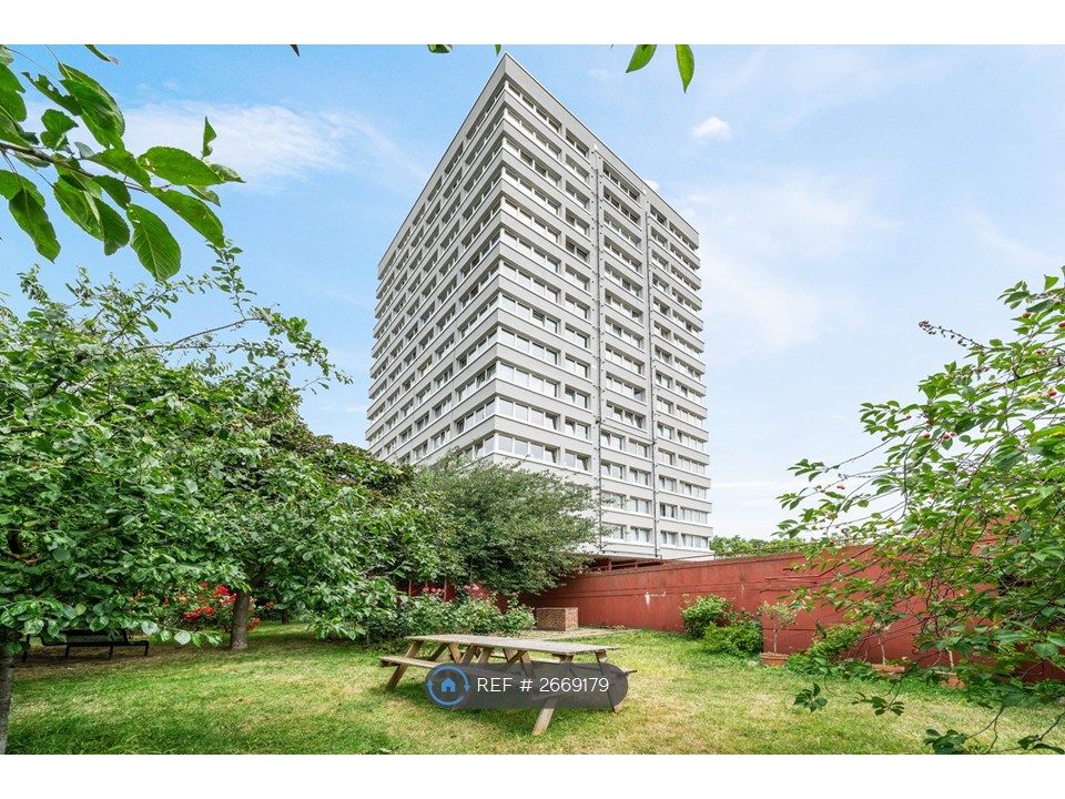 Property photo 3 of 13