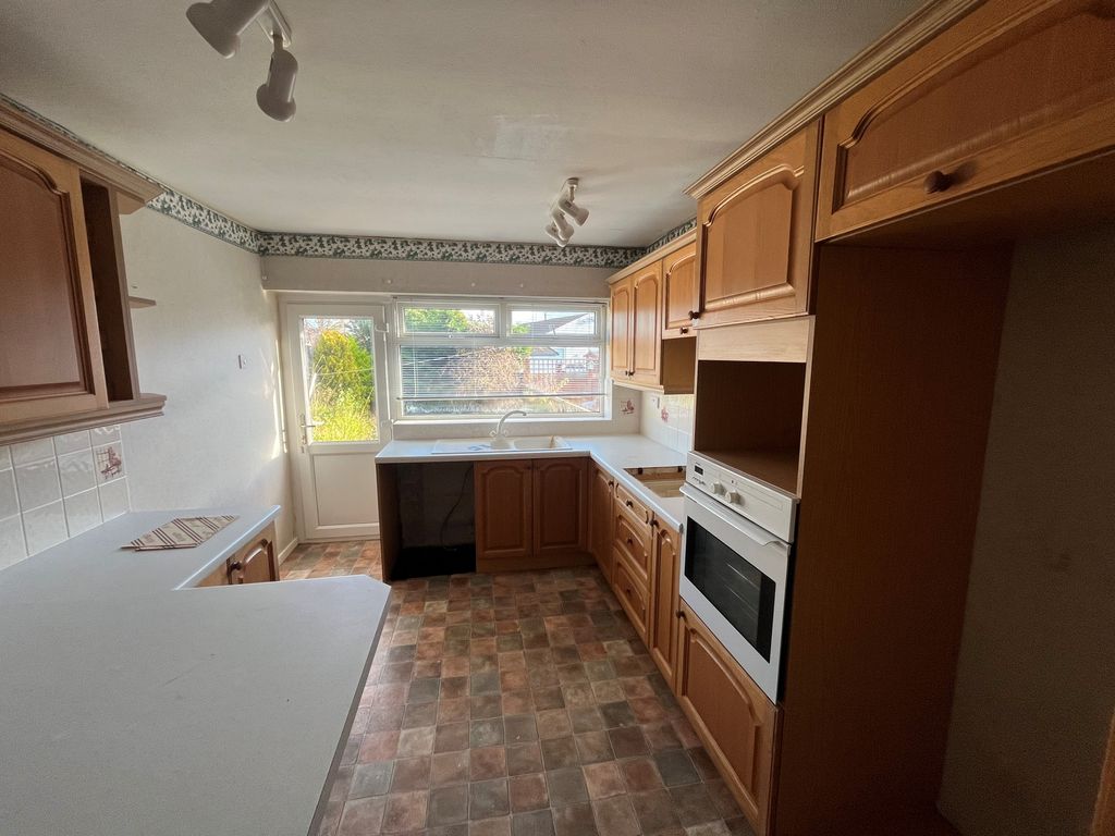 Property photo 2 of 3