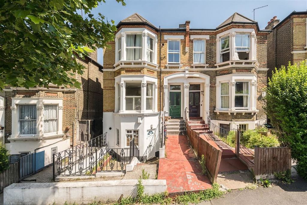Property photo 1 of 6