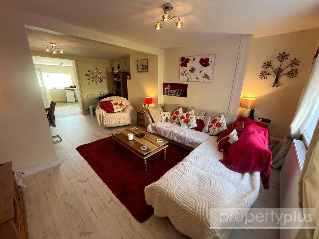 Property photo 1 of 15 Picture No. 02