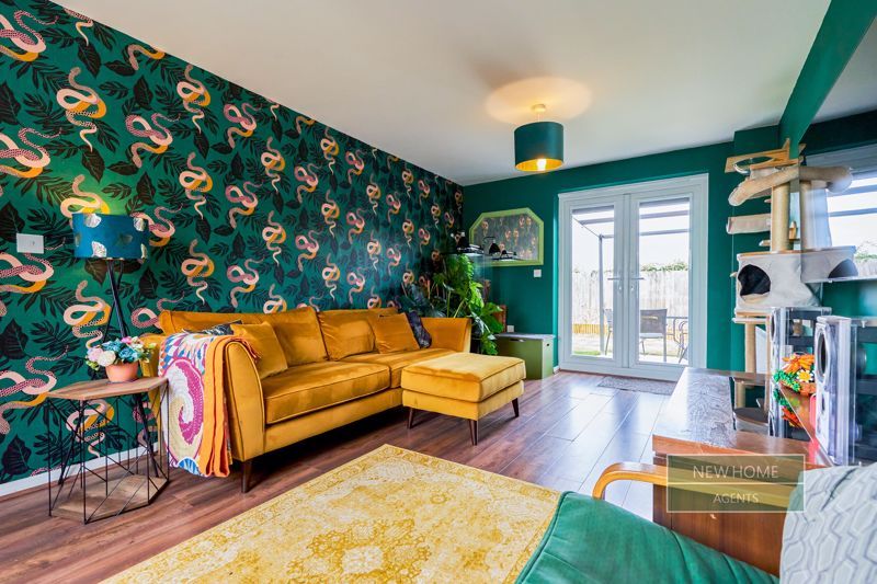 Property photo 2 of 30 Photo 27