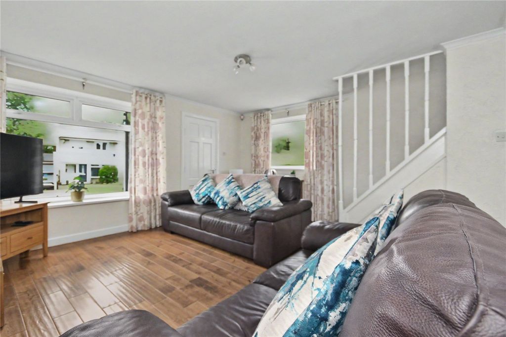 Property photo 2 of 12 Picture No. 14
