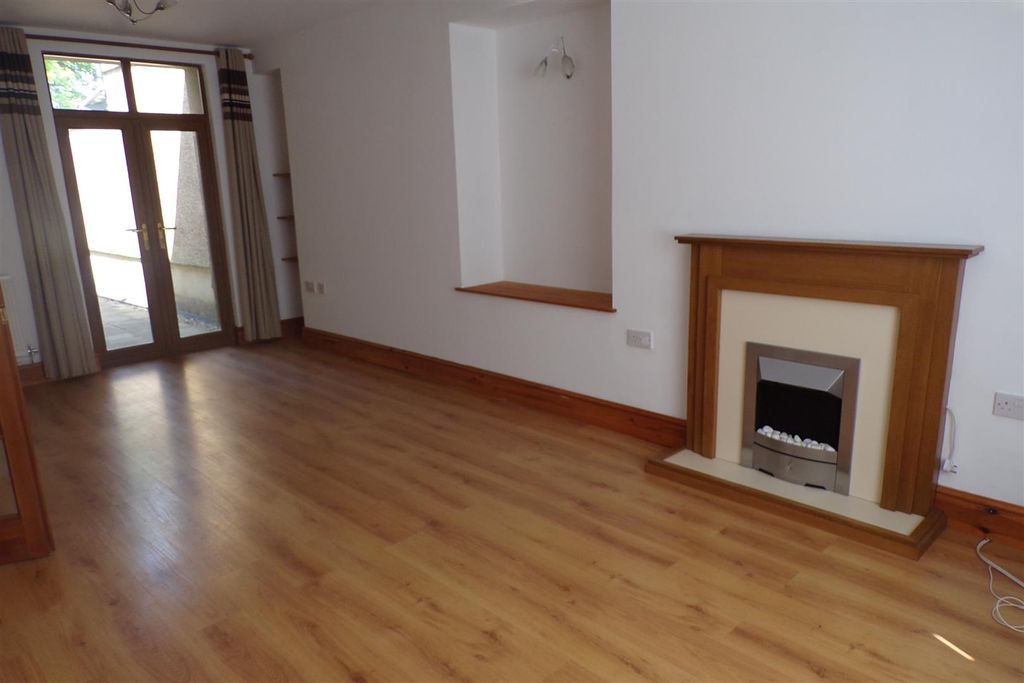 Property photo 2 of 14 102_7185.Jpg