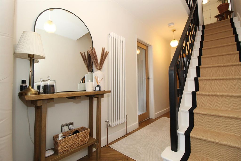 Property photo 2 of 16 Img_5621.Jpeg