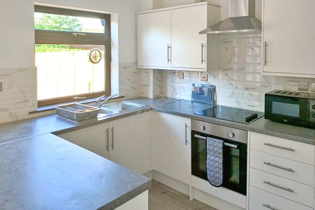 Property photo 3 of 11 Gallery