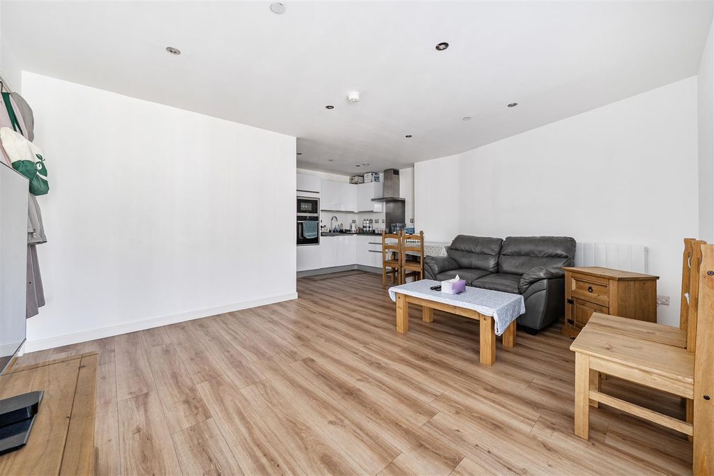 Property photo 3 of 14 1524347 (2).Jpg