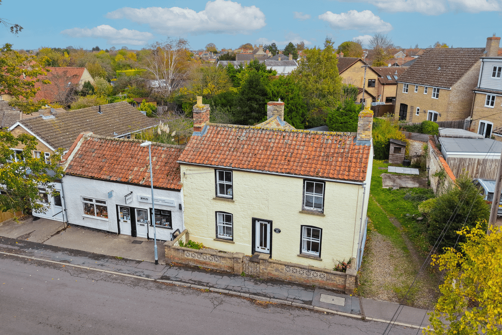 Property photo 1 of 18