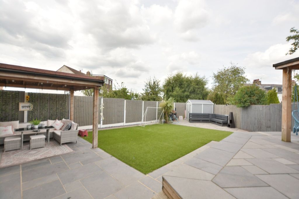 Property photo 1 of 19 Rear Garden
